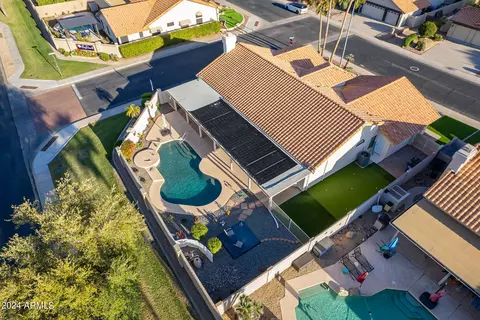 View/Area - 1502 W Devon Dr, Gilbert, AZ 85233 photo 5 of 8