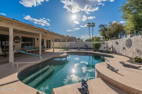 Exterior - 1502 W Devon Dr, Gilbert, AZ 85233 photo 5 of 16