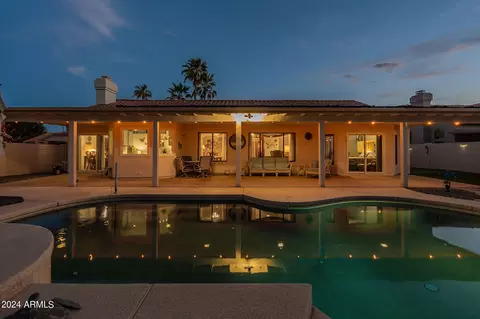 Exterior - 1502 W Devon Dr, Gilbert, AZ 85233 photo 13 of 16