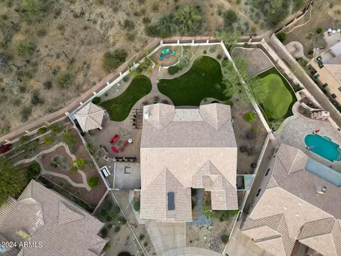 View/Area - 2112 E Granite View Dr, Phoenix, AZ 85048 photo 2 of 8