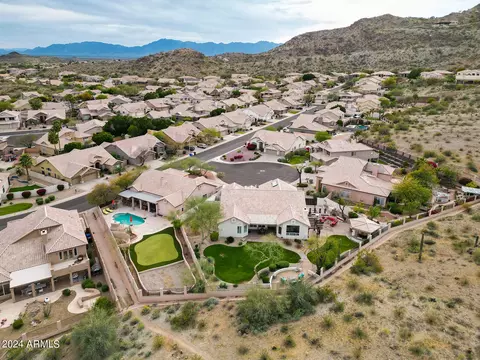 View/Area - 2112 E Granite View Dr, Phoenix, AZ 85048 photo 6 of 8