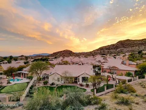 View/Area - 2112 E Granite View Dr, Phoenix, AZ 85048 photo 1 of 8