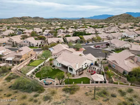 View/Area - 2112 E Granite View Dr, Phoenix, AZ 85048 photo 4 of 8