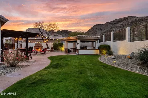 Exterior - 2112 E Granite View Dr, Phoenix, AZ 85048 photo 2 of 17