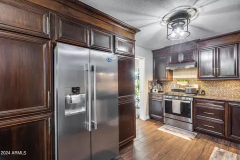 Kitchen - 9145 E Vine Ave, Mesa, AZ 85208 photo 3 of 6