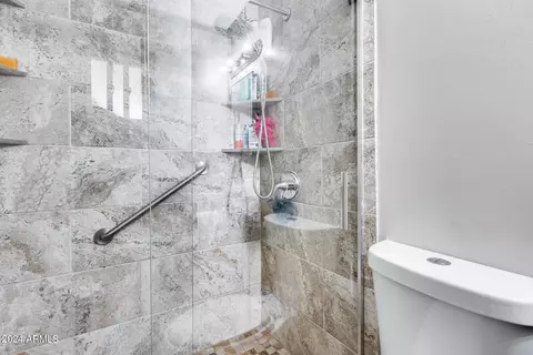 Bath - 9145 E Vine Ave, Mesa, AZ 85208 photo 4 of 4