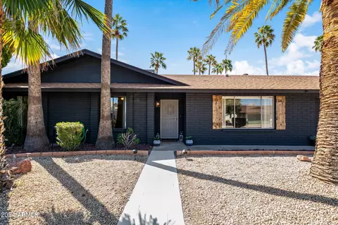 1101 E Wescott Dr, Phoenix, AZ 85024 photo 2