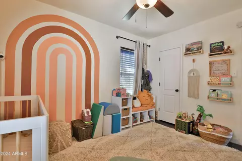 Bedroom - 11 E Vogel Ave, Phoenix, AZ 85020 photo 4 of 6