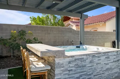 Exterior - 2709 E Caldwell St, Phoenix, AZ 85042 photo 7 of 11