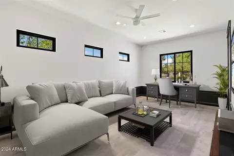 4501 E Cheery Lynn Rd, Phoenix, AZ 85018 photo 14