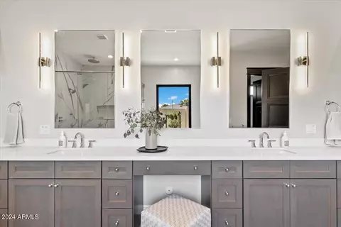 4501 E Cheery Lynn Rd, Phoenix, AZ 85018 photo 18