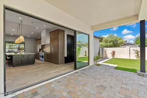 4501 E Cheery Lynn Rd, Phoenix, AZ 85018 photo 29