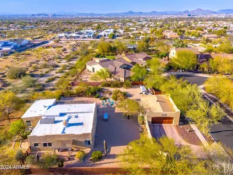 View/Area - 8608 S 23rd Pl, Phoenix, AZ 85042 photo 14 of 20