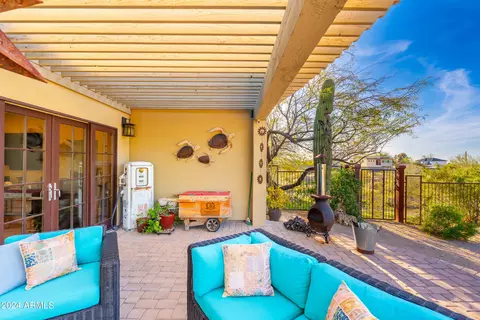Exterior - 8608 S 23rd Pl, Phoenix, AZ 85042 photo 15 of 47