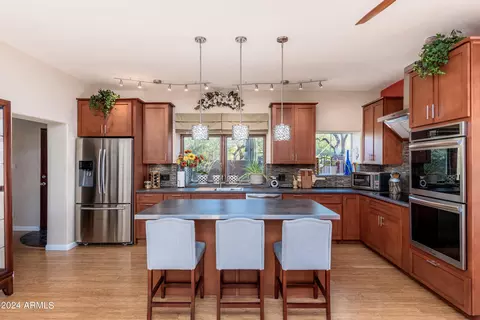 Kitchen - 8608 S 23rd Pl, Phoenix, AZ 85042 photo 4 of 9