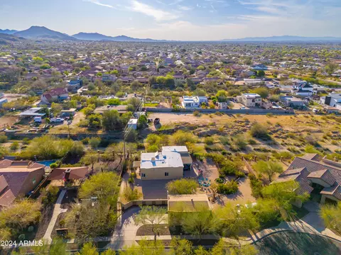 View/Area - 8608 S 23rd Pl, Phoenix, AZ 85042 photo 8 of 20