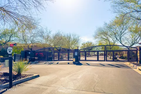 View/Area - 8608 S 23rd Pl, Phoenix, AZ 85042 photo 20 of 20