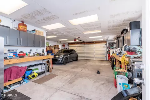 Exterior - 8608 S 23rd Pl, Phoenix, AZ 85042 photo 10 of 47
