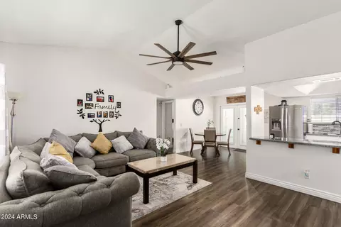 328 E Harwell Rd, Gilbert, AZ 85234 photo 7