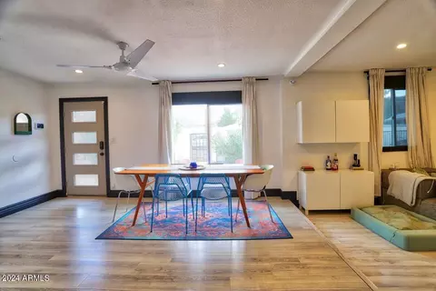 Dining - 1133 E Townley Ave, Phoenix, AZ 85020 photo 3 of 7