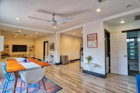 Dining - 1133 E Townley Ave, Phoenix, AZ 85020 photo 7 of 7