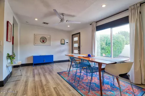 Dining - 1133 E Townley Ave, Phoenix, AZ 85020 photo 4 of 7