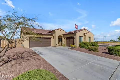 340 E Blue Lagoon Dr, Casa Grande, AZ 85122