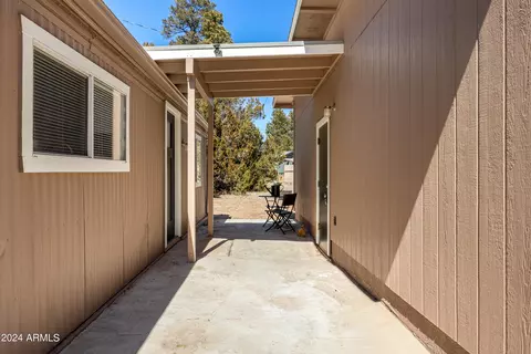 3451 Quail Run Rd, Overgaard, AZ 85933 photo 3