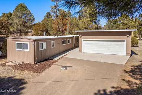3451 Quail Run Rd, Overgaard, AZ 85933 photo 2