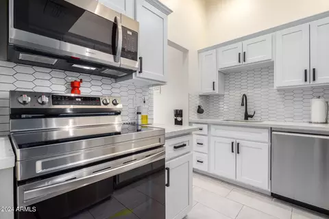5330 N 3rd Ave, Phoenix, AZ 85013 photo 9