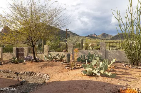 Exterior - 1019 E Tonto St, Apache Junction, AZ 85119 photo 22 of 52