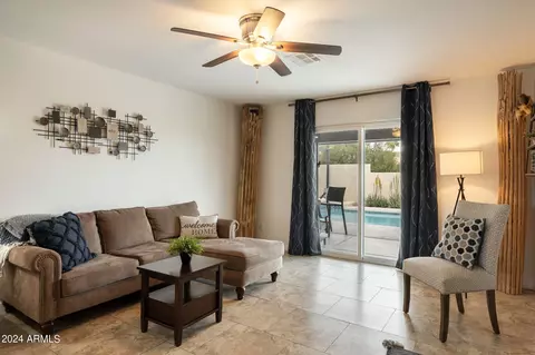 Living - 1019 E Tonto St, Apache Junction, AZ 85119 photo 6 of 8