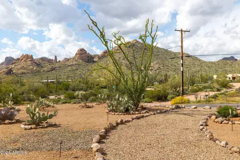 Exterior - 1019 E Tonto St, Apache Junction, AZ 85119 photo 31 of 52
