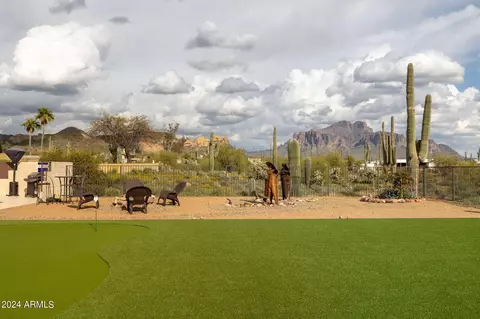 View/Area - 1019 E Tonto St, Apache Junction, AZ 85119 photo 6 of 20
