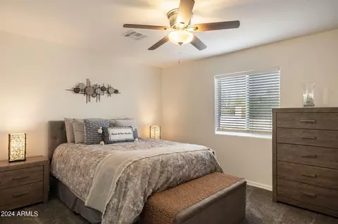 Bedroom - 1019 E Tonto St, Apache Junction, AZ 85119 photo 4 of 9