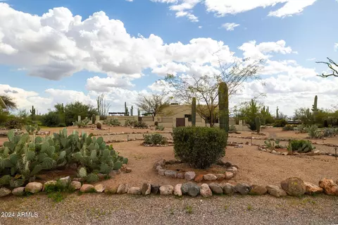 Exterior - 1019 E Tonto St, Apache Junction, AZ 85119 photo 26 of 52