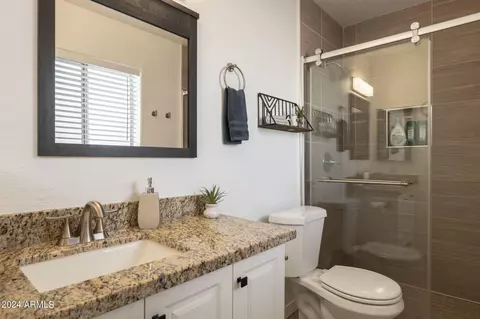 Bath - 1019 E Tonto St, Apache Junction, AZ 85119 photo 1 of 4
