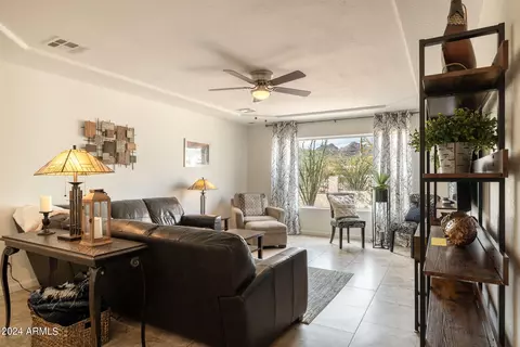 Living - 1019 E Tonto St, Apache Junction, AZ 85119 photo 1 of 8