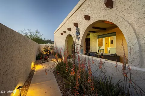 Exterior - 1019 E Tonto St, Apache Junction, AZ 85119 photo 6 of 52
