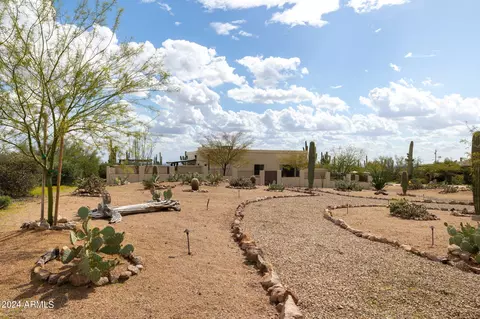 Exterior - 1019 E Tonto St, Apache Junction, AZ 85119 photo 3 of 52