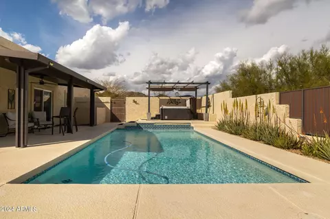 Exterior - 1019 E Tonto St, Apache Junction, AZ 85119 photo 13 of 52