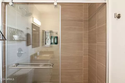 Bath - 1019 E Tonto St, Apache Junction, AZ 85119 photo 2 of 4