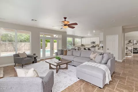 Living - 9556 E Jacob Cir, Mesa, AZ 85209 photo 8 of 9