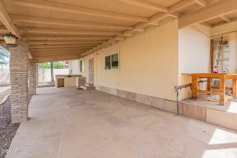 Exterior - 2440 E Vista Dr, Phoenix, AZ 85032 photo 4 of 6