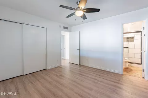 Bedroom - 2440 E Vista Dr, Phoenix, AZ 85032 photo 4 of 5