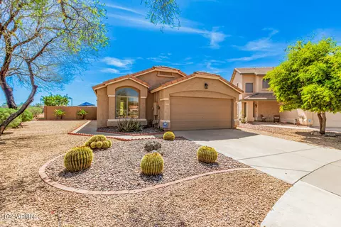 Exterior - 4807 E Abraham Ln, Phoenix, AZ 85054 photo 5 of 15