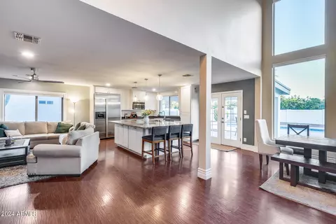 6601 E Beverly Ln, Scottsdale, AZ 85254