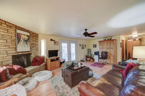 1610 W Eva St, Phoenix, AZ 85021 photo 8