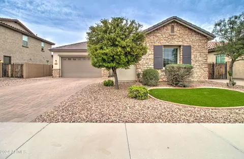872 E Horseshoe Pl, Chandler, AZ 85249