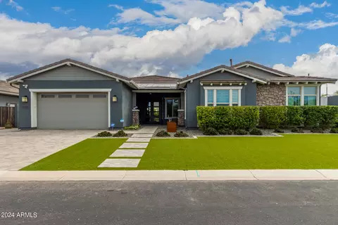 2709 E Kesler Ln, Gilbert, AZ 85295